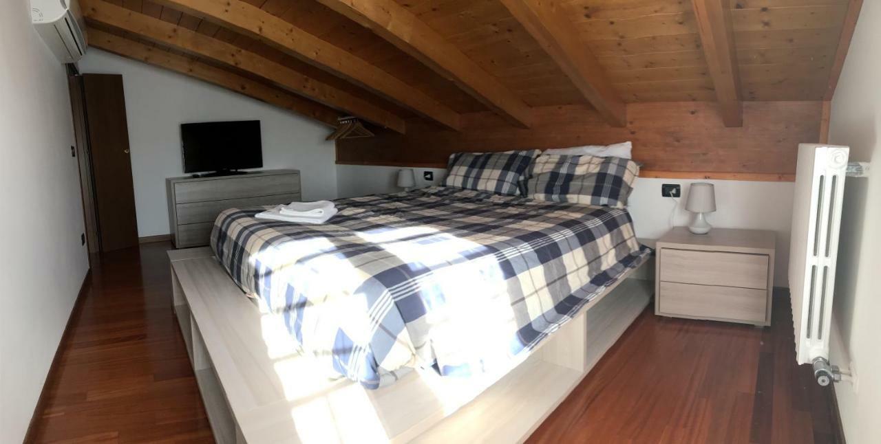 Casa Dany Hotel Lugagnano Ngoại thất bức ảnh